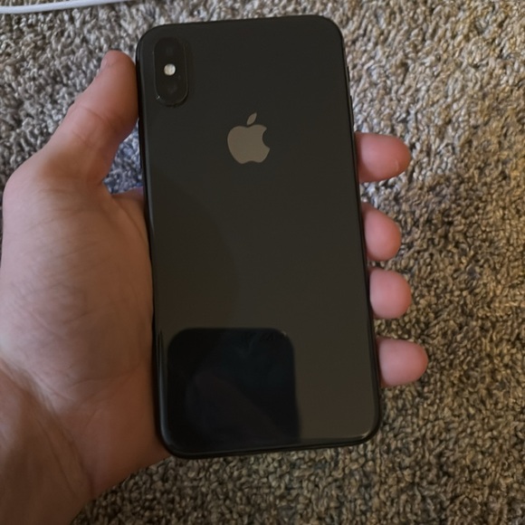 Used iPhone X - Picture 2 of 5